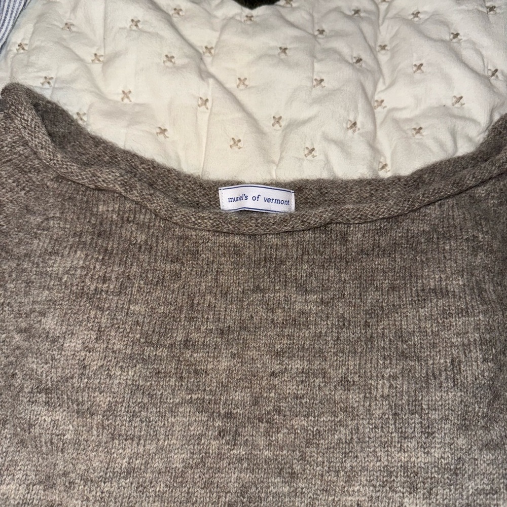 Muirs of Vermont Women's Taupe Crewneck Sweater